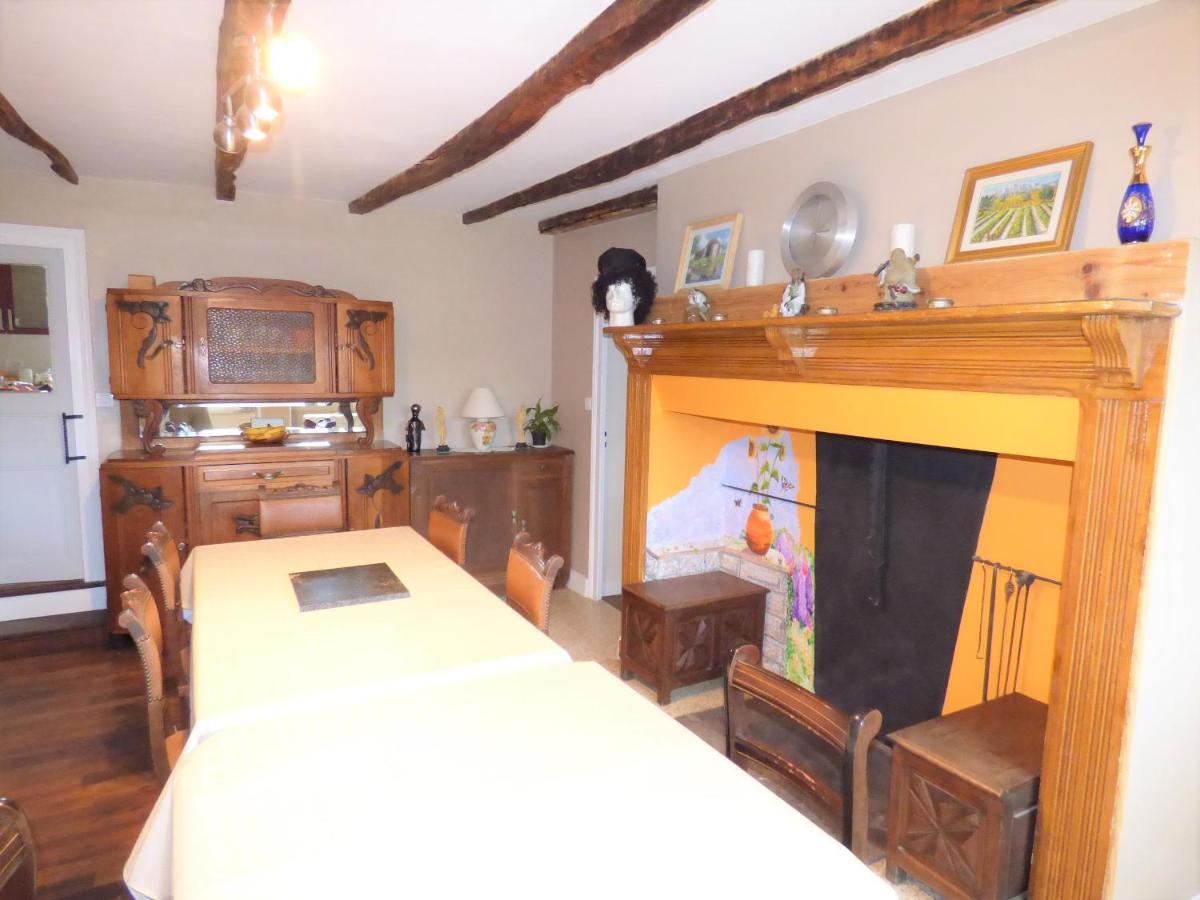 Les Tibles Bed and Breakfast Nanthiat Buitenkant foto